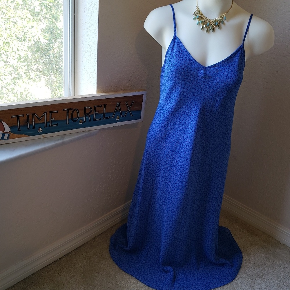 Vintage Express World Brand blue dress